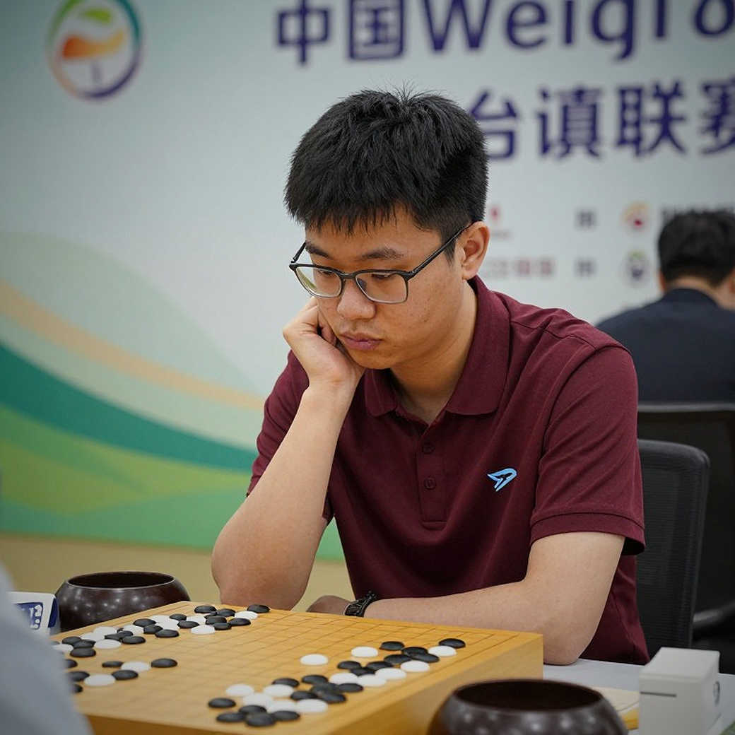 Yagiz Kaan Erdogmus: Kỳ thủ 15 tuổi 2716 Elo và tham vọng tạo làn sóng cờ vua mới của Thổ Nhĩ Kỳ Yagiz Kaan Erdogmus: Kỳ thủ 15 tuổi 2716 Elo và tham vọng tạo làn sóng cờ vua mới của Thổ Nhĩ Kỳ