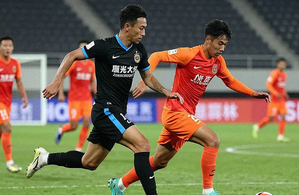 Chuyển nhượng V.League 2026-26: tôi lập bảng bốn cột, và cái tên quyết định không nằm trong bản tin nào Chuyển nhượng V.League 2026-26: tôi lập bảng bốn cột, và cái tên quyết định không nằm trong bản tin nào