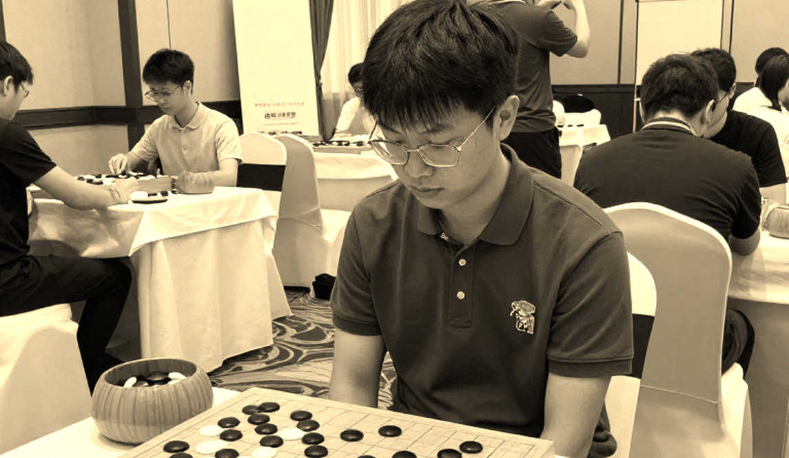 KCF Academy mùa thứ ba: Khi trang bán tạp chí đội lốt bản tin học viện cờ vua