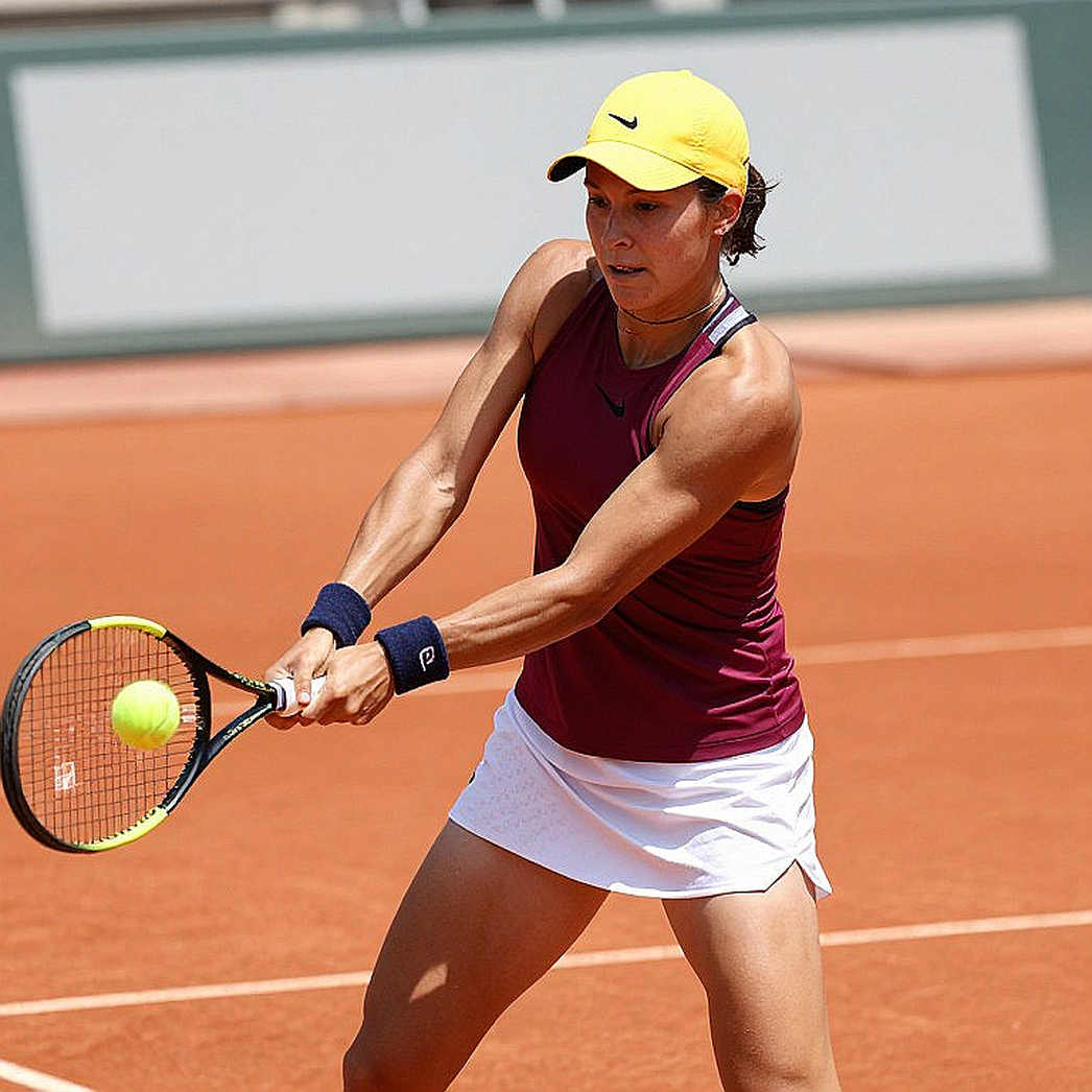 Anisimova rút khỏi WTA 500 Singapore vì cổ tay trái: Cú trái hai tay mất điểm tựa