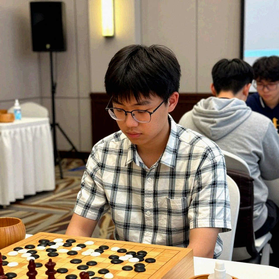 Fritz 20 and the Generation Battle: When Chess Software Aims to Replace Coaches Fritz 20 and the Generation Battle: When Chess Software Aims to Replace Coaches