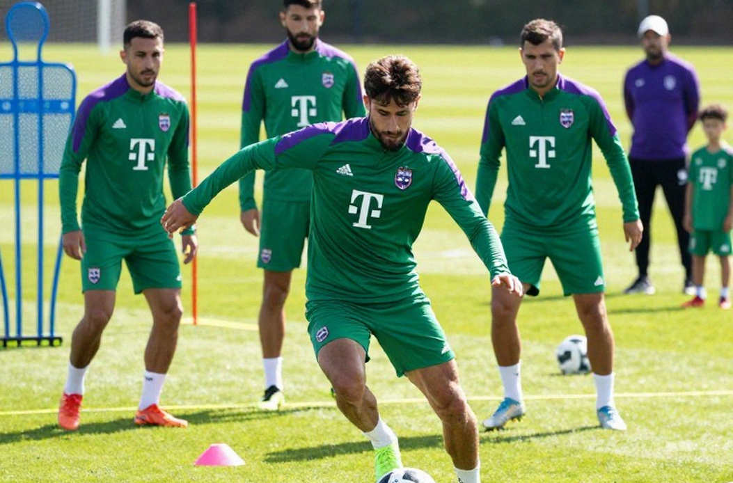 Mbappe đá hỏng phạt đền ở phút 94, Real Madrid thua trận đầu dưới thời Mourinho tại Betis