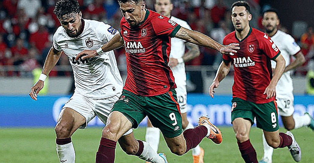 V-League trở lại: Ghế Kewell nóng hơn cả đường biên, còn Đông Nai chết chìm trong im lặng